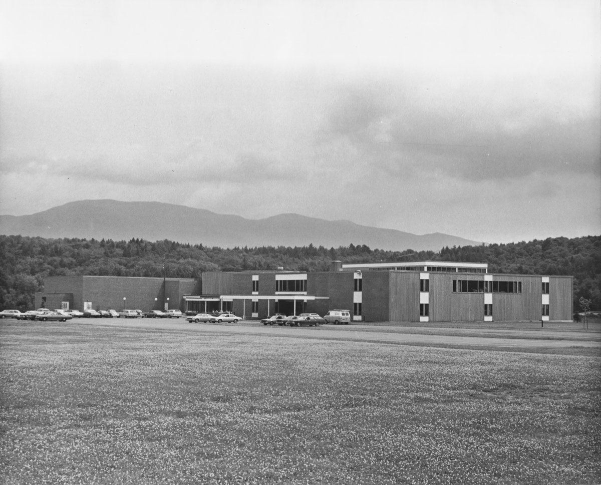 Stowe Jr/Sr High School
